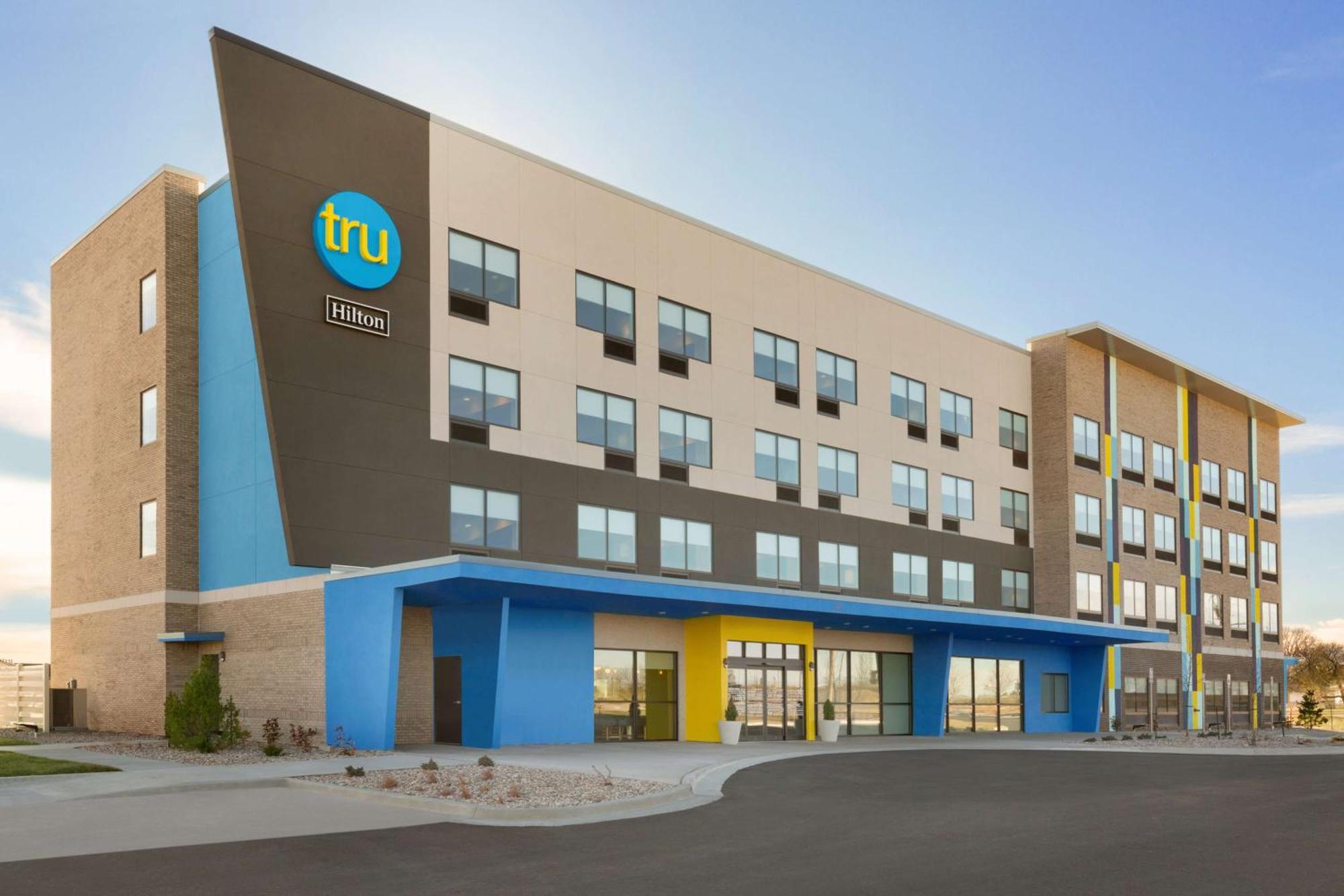 Tru By Hilton Cheyenne Hotel Exterior photo
